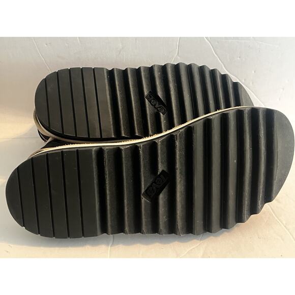 New TEVA Ceres Platform Sandals •Women 9• Fiery Red Double Diamond $145 - Picture 10 of 10